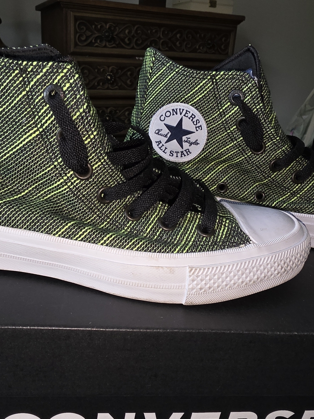 Converse Chuck Taylor All Star II Black Volt Green High Top W7.5